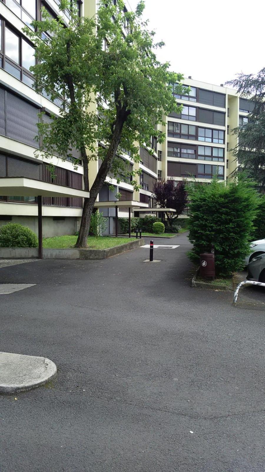 Apartament Le Puy De Dome Clermont-Ferrand Zewnętrze zdjęcie